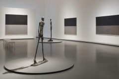  Vista dell'installazione dell'esposizione "Mark Rothko"