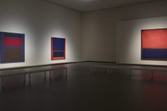 Vista dell'installazione dell'esposizione "Mark Rothko"